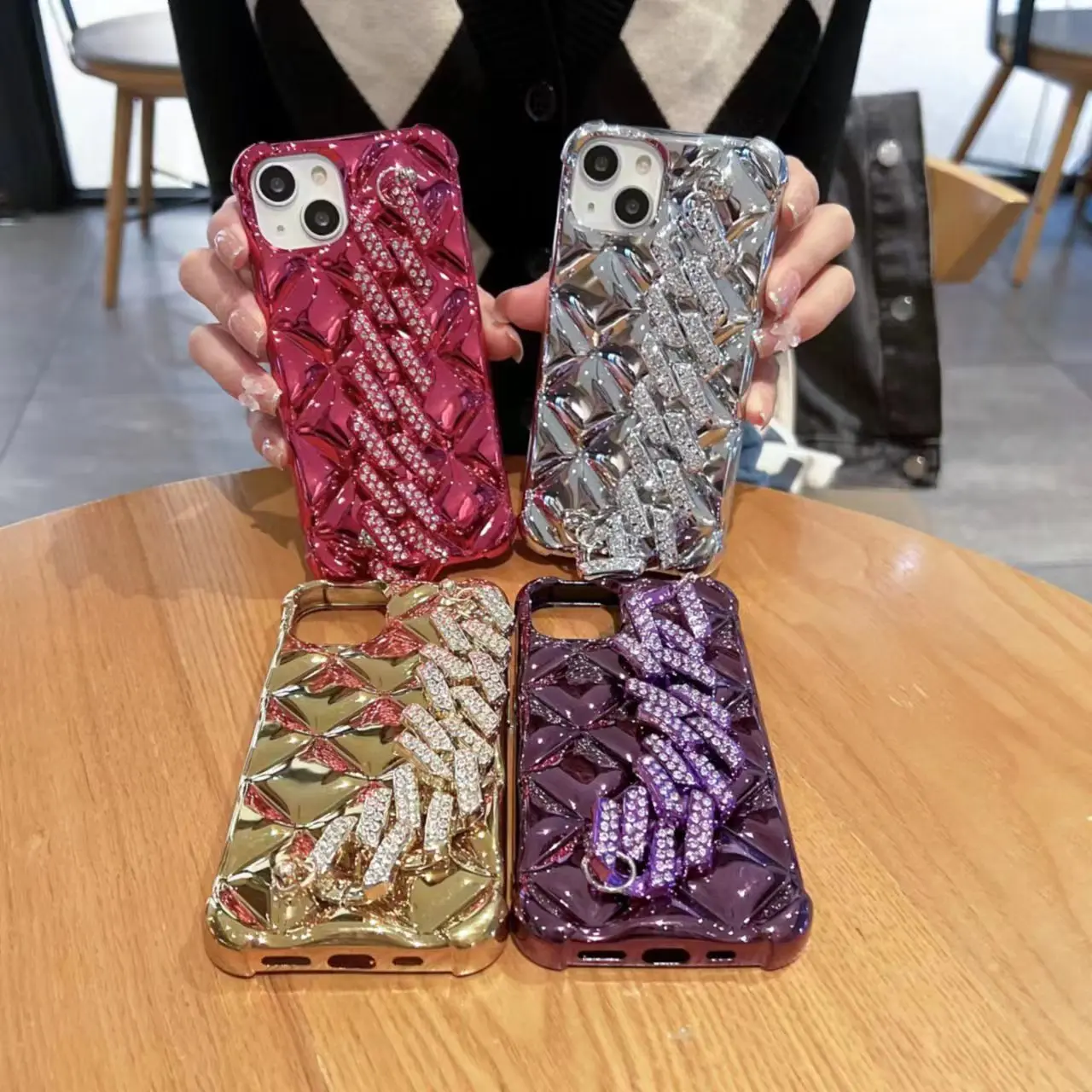 Fashion Branded 3D Grid Plating Phone Case for iPhone 15 14 13 12 11 Pro Max Bling Diamond Wrist Chain Strap Shockproof Cover