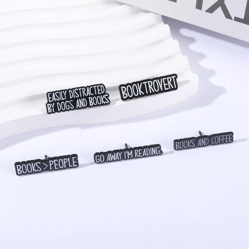 كتب BOOKTROVERT والقهوة المينا دبابيس بروش الذهاب بعيدا أنا قراءة دبابيس ظهره شارة التلبيب مجوهرات هدية لمحبي الكتاب #6