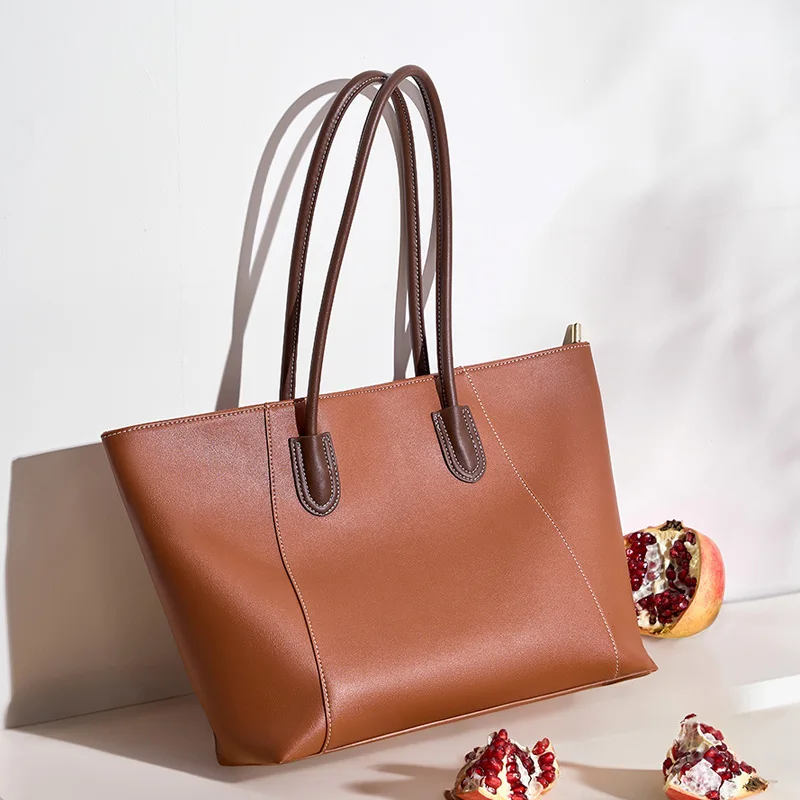 2023 autunno e inverno nuove borse a tracolla in pelle divisa femminile Versatile borsa a tracolla da donna di grande capacità uso quotidiano borsa