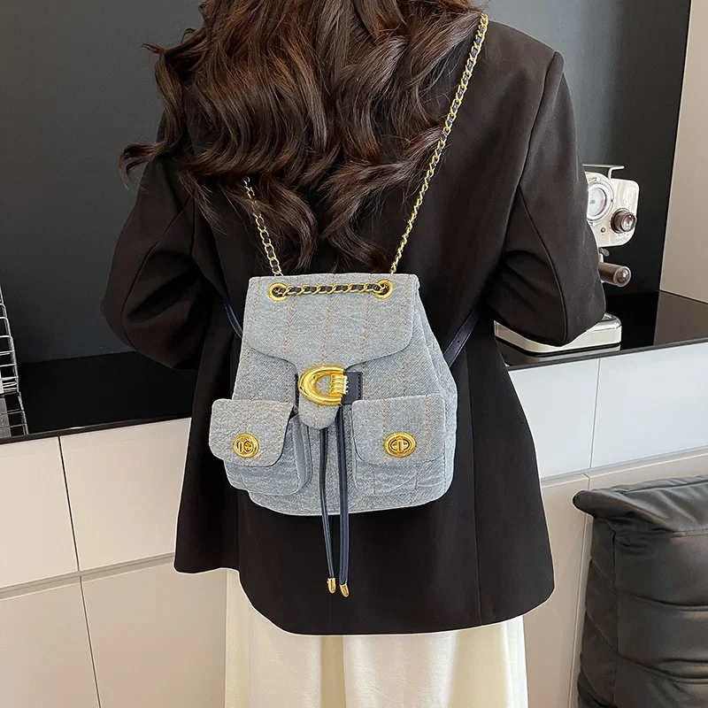 

Flip Chain Backpack Premium Sense Popular Internet Celebrity New Crossbody Portable Shoulder BagCanvas Fashion Women's Bag