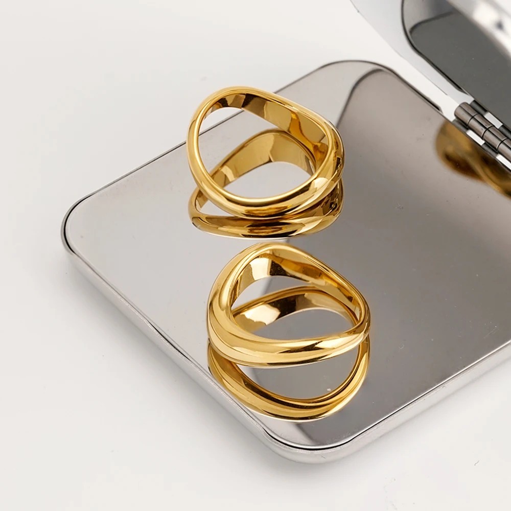 

ENFASHION Anillos Mujer Geometry Wave Curved Ring For Women Stainless Steel Fashion Jewelry Elegant Jewelry Rings Gift R234212