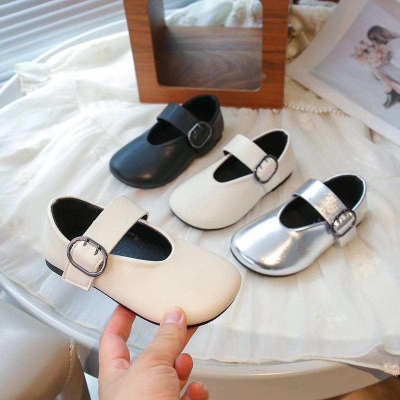 

Princess Girls Soft Leather Shoes with Buckle 2025 New Autumn Toddler Ballet Flats Non-slip Comfort Chic School Party Dress Up