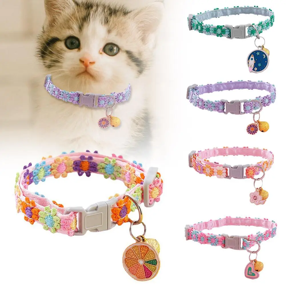 Collar de gato con flor de arcoíris a la moda con campana, accesorios con hebilla para cachorros y gatitos, Collar de encaje, Collar ajustable para perros y gatitos Colo G0S3