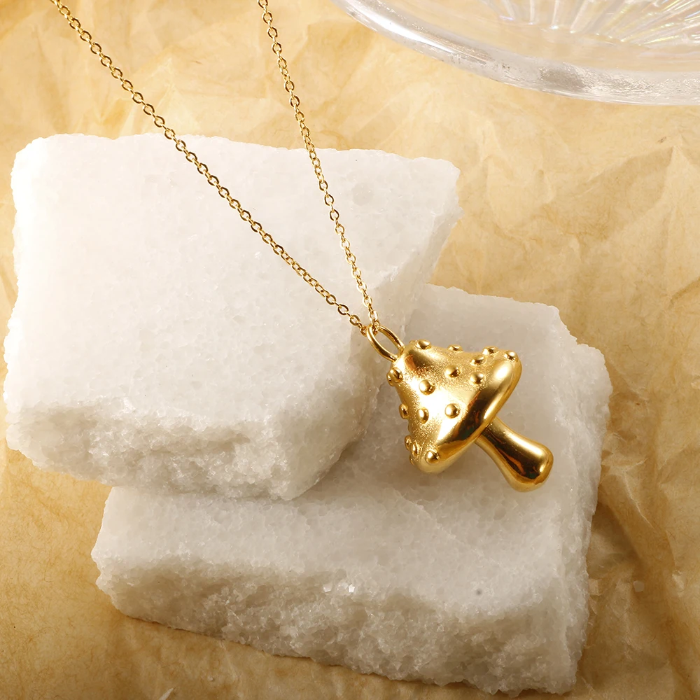 Stainless Steel High Quality Mushroom Pendant Necklace Gold Color Plated Jewelry for Women Men Couple Vintage Wholesales Jewelry