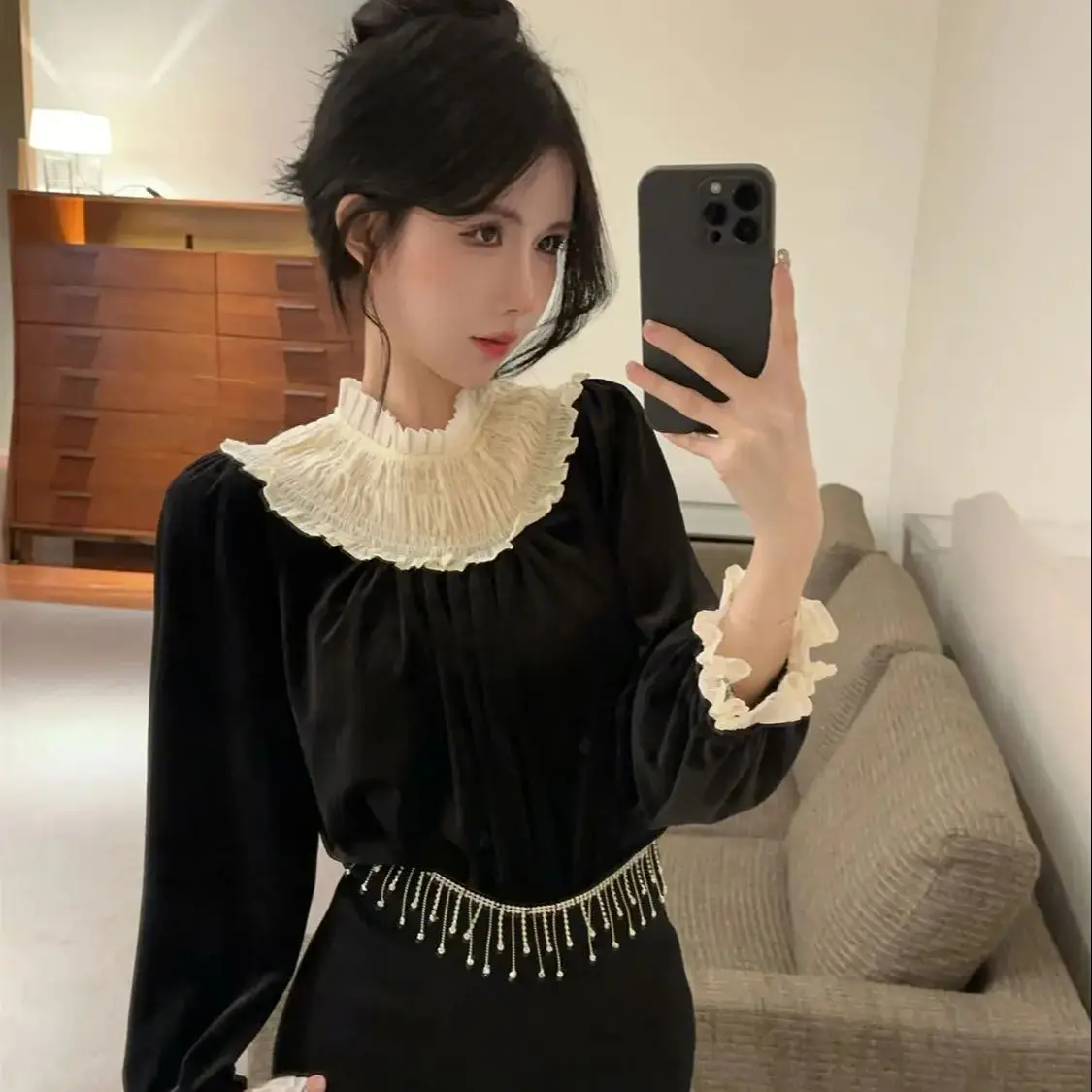 

Fungus Edge Velvet Lace T-Shirt Women Autumn New Korean Version Niche Chic Retro Palace Collar Silk All-Match Top