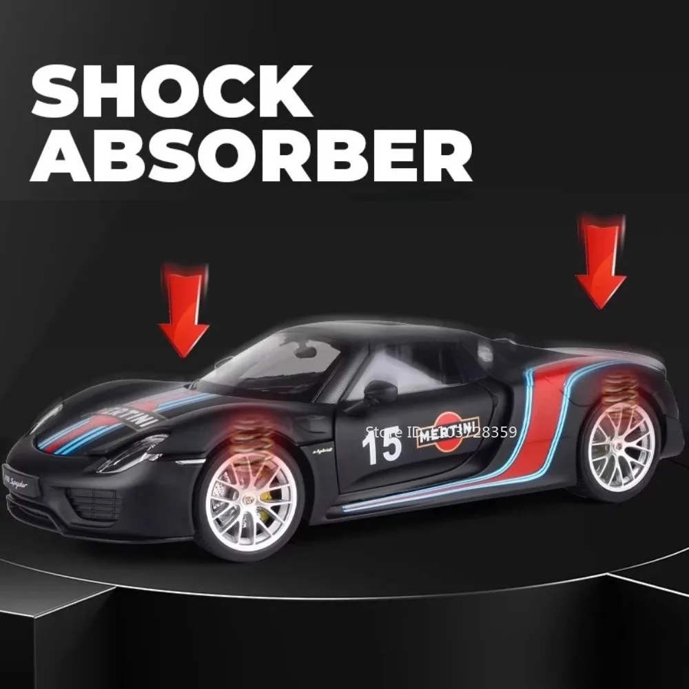 1:18 720S 918 Martini Toy Modello di auto sportive Pressofuso in lega Suono Luce Porte aperte Tirare indietro Simulazione Supercar per i regali dei ragazzi