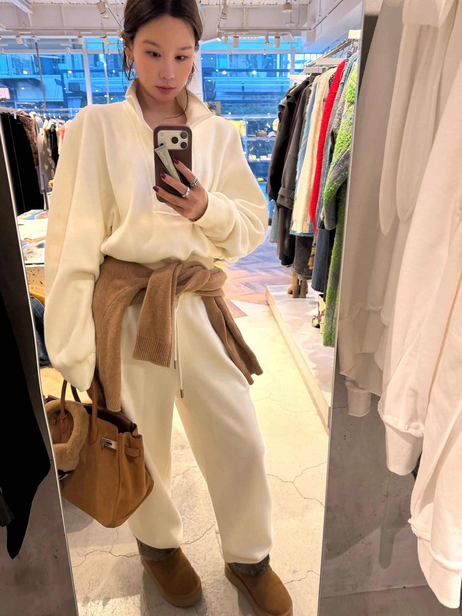 

Серебристый флисовый комплект из худи и брюк в скандинавском стиле для женщин: повседневный, с длинным рукавом, стандартный крой, с капюшоном