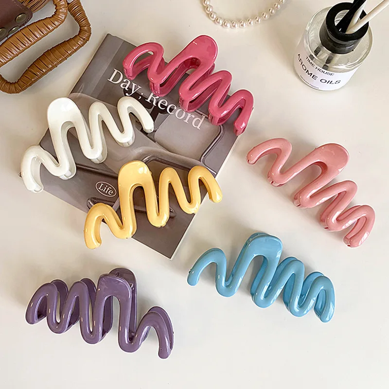 Women's fashion simple hair accessories cream wave claw clip acrylic shark hair claw