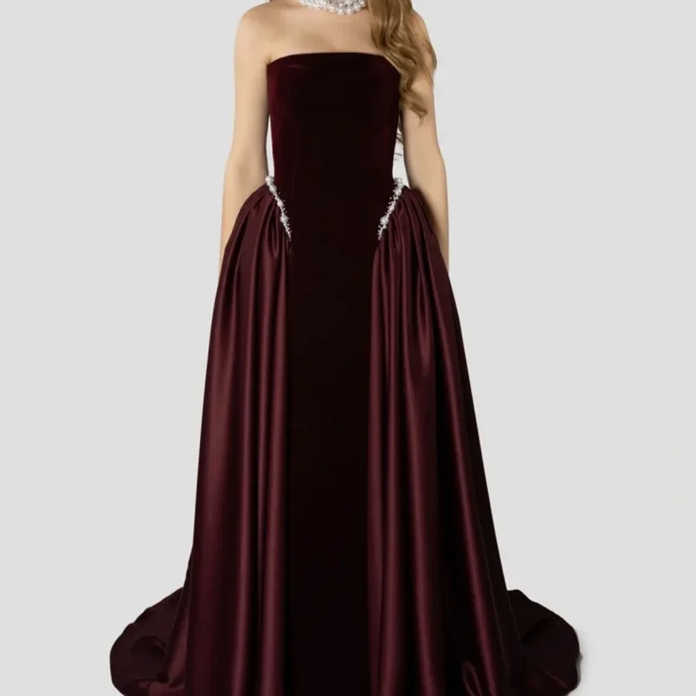 ブラック バックレス エレガント イブニング ドレス ストラップレス A ライン マキシレングス ノースリーブ プリーツ クラシック プロム パーティー ドレス ドレス