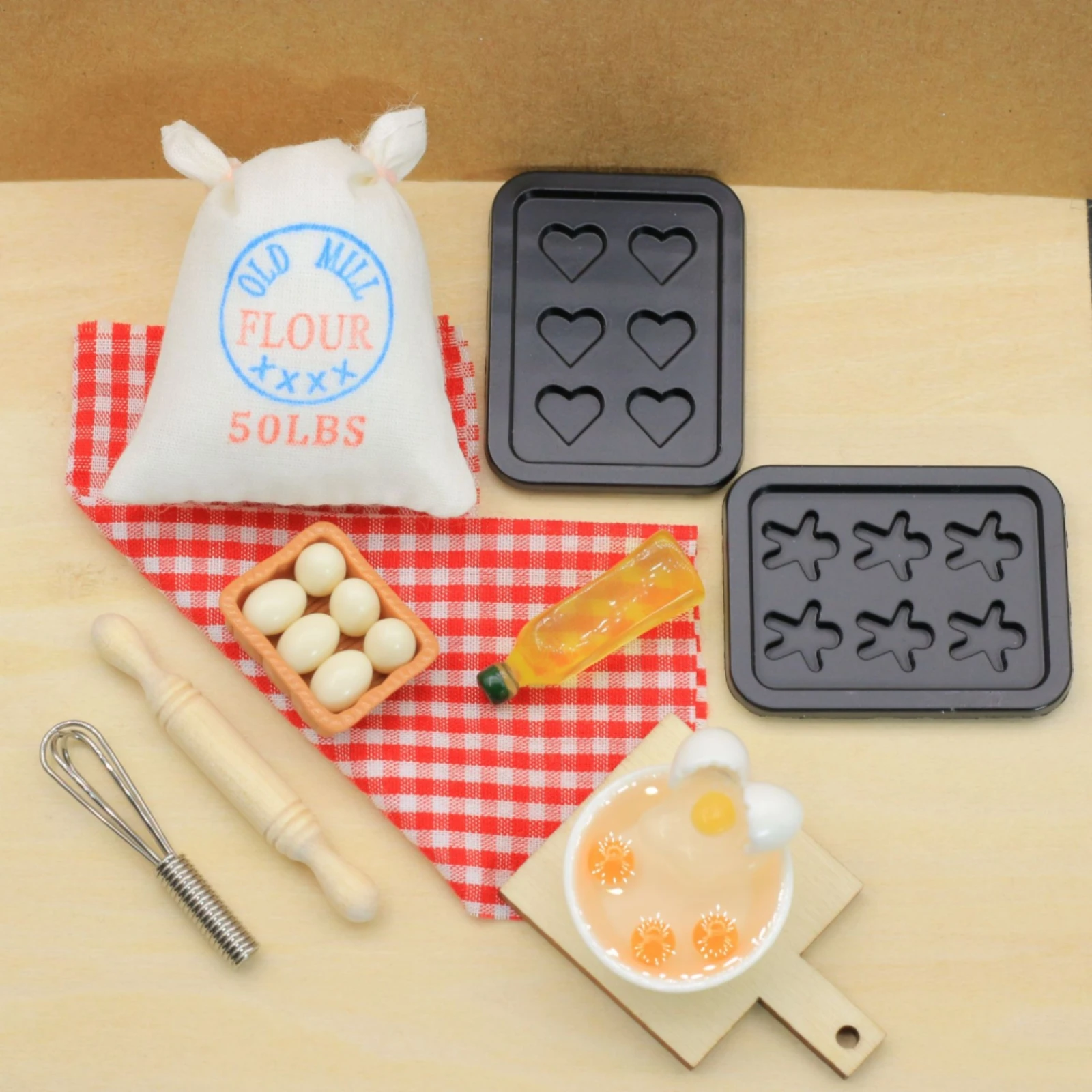 

Miniature Dollhouse Kitchen Accessory Set Molded Details 1/12 Scale Dollhouse Baking Set Toy-Like Miniature Props