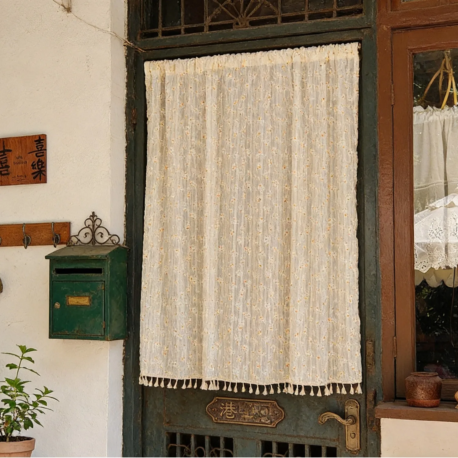 Retro Small Daisy Half Curtain Kitchen Bedroom Partition Cabinet Blocking Household Non-punching Fabric Door Curtain