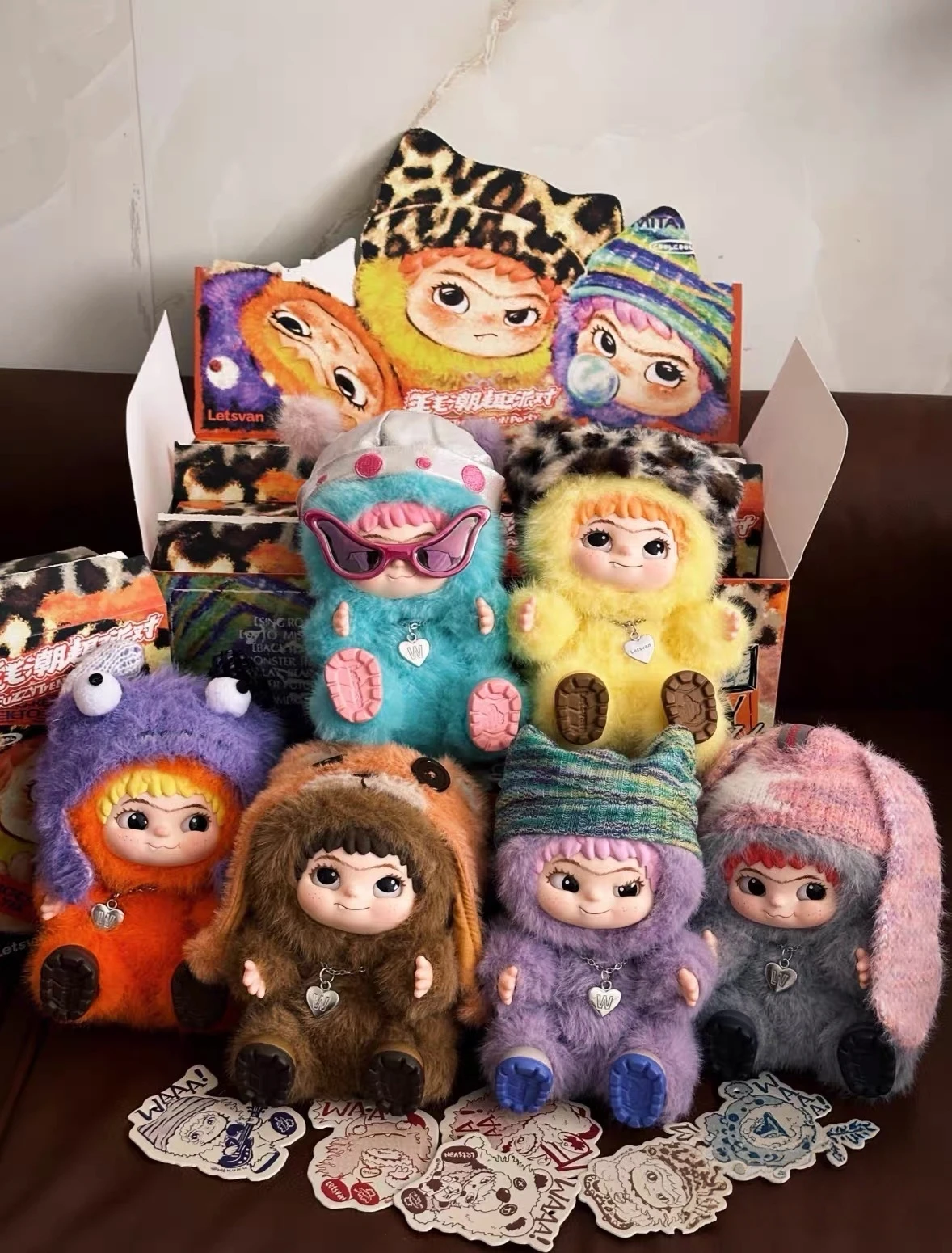 WAKUKU العصرية سلسلة الحفلات صندوق أعمى الفتيات هدية اليدوية دمية صندوق أعمى مفتاح قلادة مفاجأة متعة هدية هدية عيد الأطفال الساخن