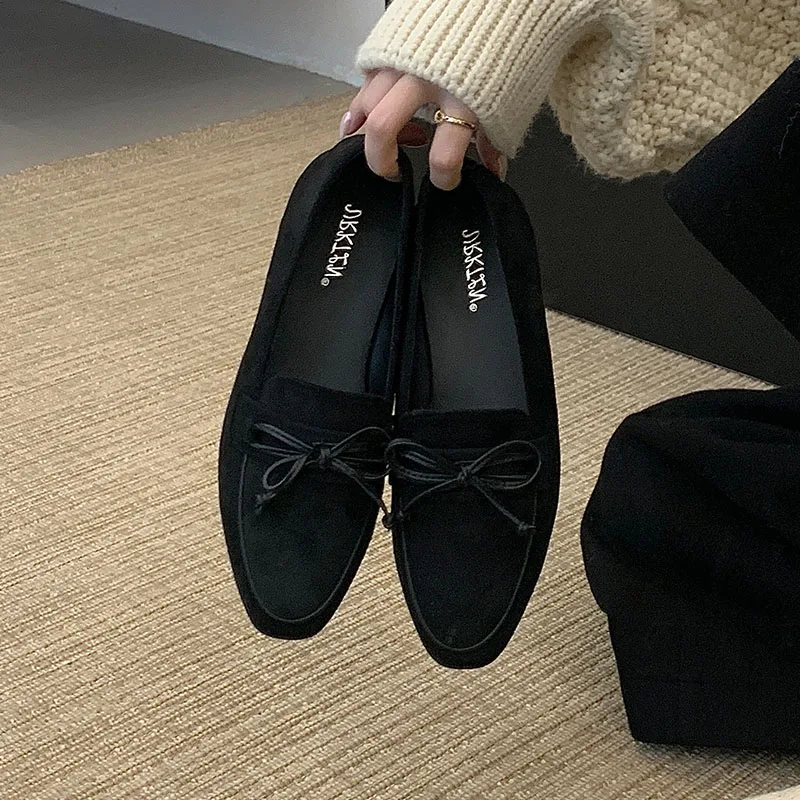 أحذية مسطحة للسيدات بمقدمة مستديرة مع أحذية نسائية ضحلة بعقدة على شكل فراشة أحذية بدون كعب جديدة في عام 2026 #4