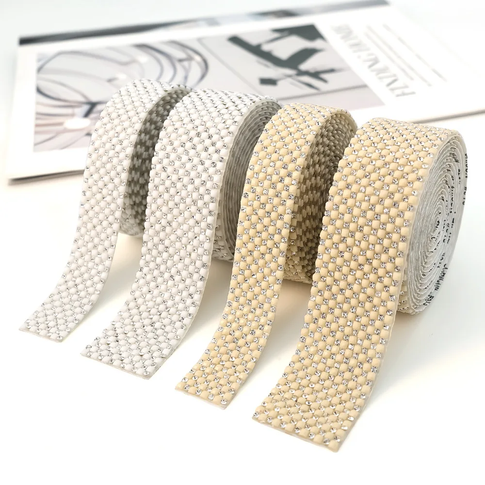 

10Yard Rhinestone Ribbons Spacing Self Adhesive Glitter Crystal Diamond DIY Arts Car Wedding Party Festival Gife Decoration