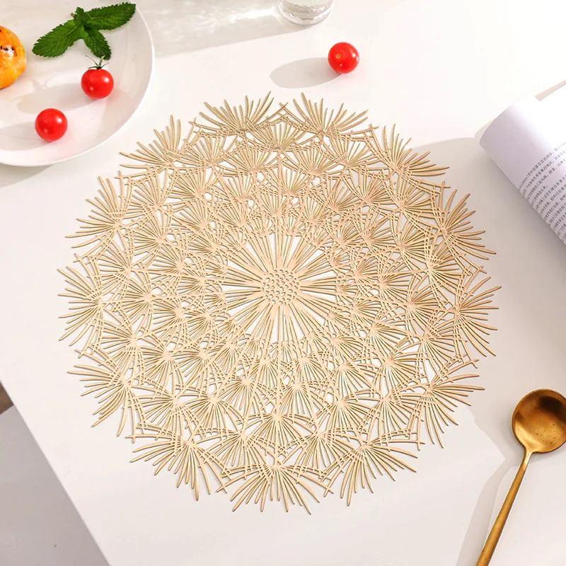 

38cm Gold Hollow Dining Pad Heat Insulation PVC Round FlowerTable Mat Home Tea Coffee Dish Coaster Placemat Desktop Decoration