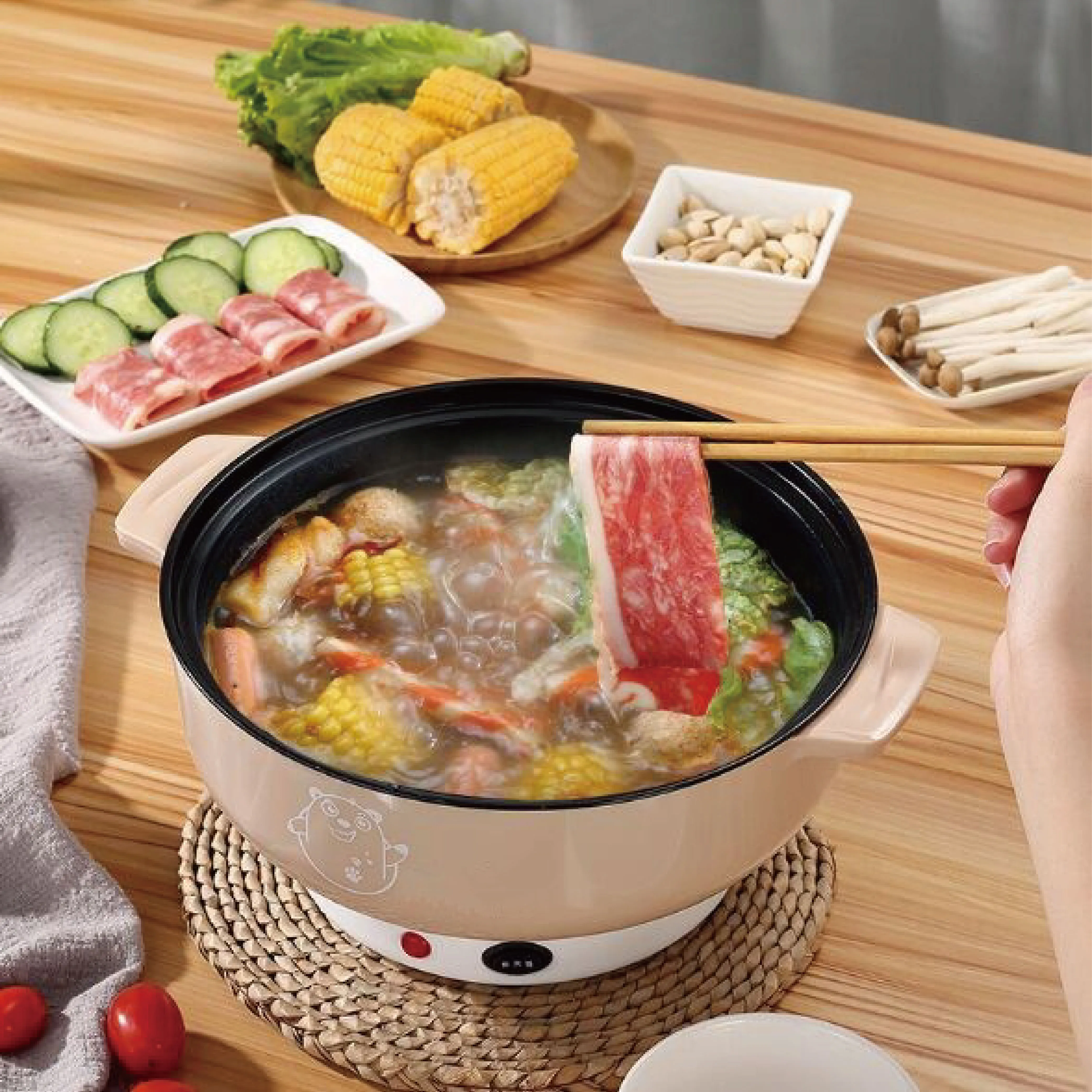 

220V Multifunctional Electric Cooking Pot Non-stick Electric Frying Pan Dormitory Noodle Cooking Pot Large Capacity Hot Pot 2L