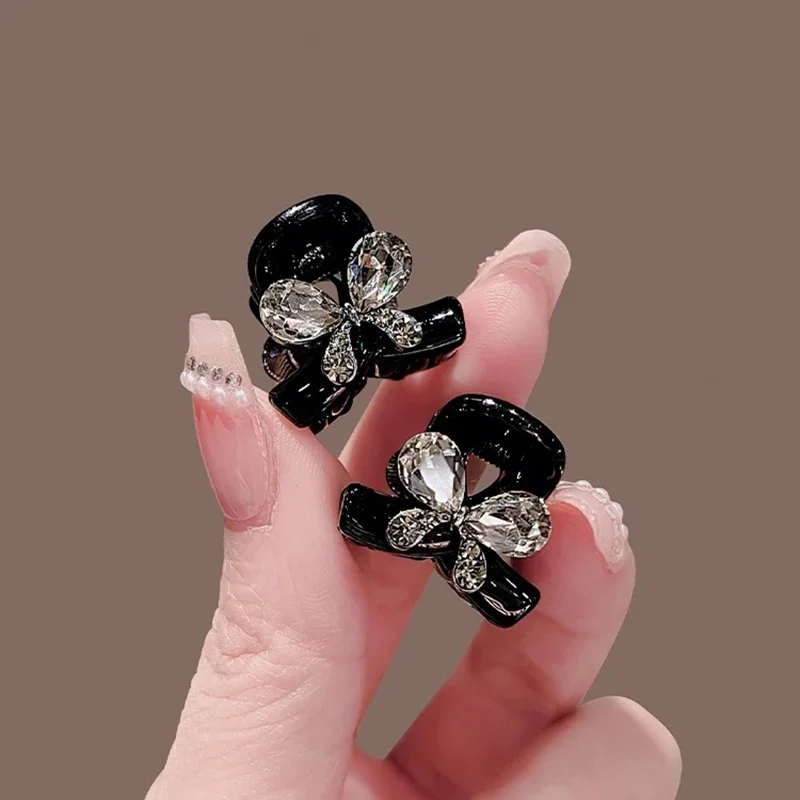 Exquisite Kristall Schleife Kleine Haarklammer Damen Stirn Pony Clip Niedliche und süße Top Clip Haarspangen Koreanische Haar-Accessoires