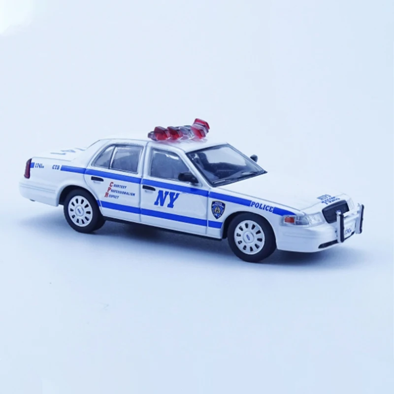 

596 1:64 Scale Ford CV Victoria Crown Police Simulation Alloy Car Model Collection Static Display Decration Souvenir Gift Toy