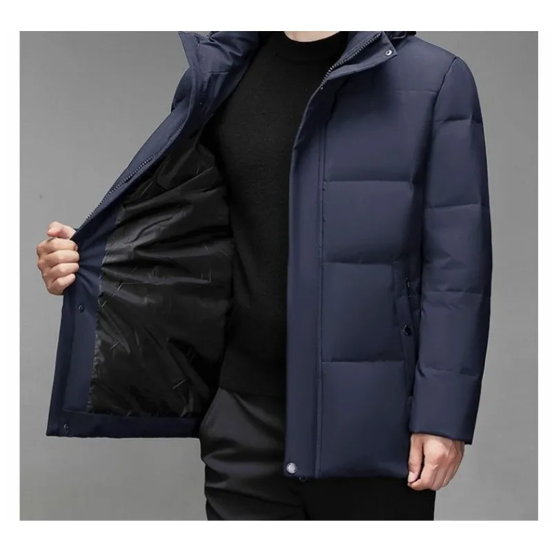 Jaket Tebal Baru untuk Pria Paruh Baya dan Lansia, Mantel Pendek Musim Dingin Isi Bulu Bebek, Mantel Hangat untuk Ayah Paruh Baya, Pakaian Pria Sederhana dan Hangat
