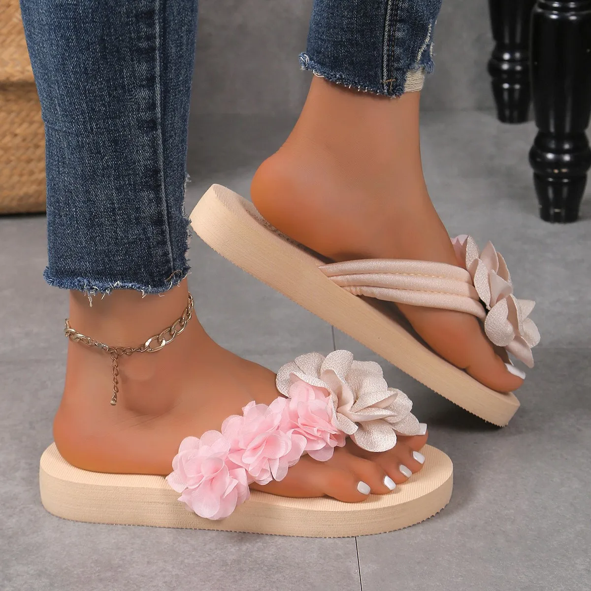 Flower Flip Flops Woman Summer Flatform Sandals Ladies Boho Fashion Outdoor Beach Slippers Casual Vacation Slide Shoes Plus Size