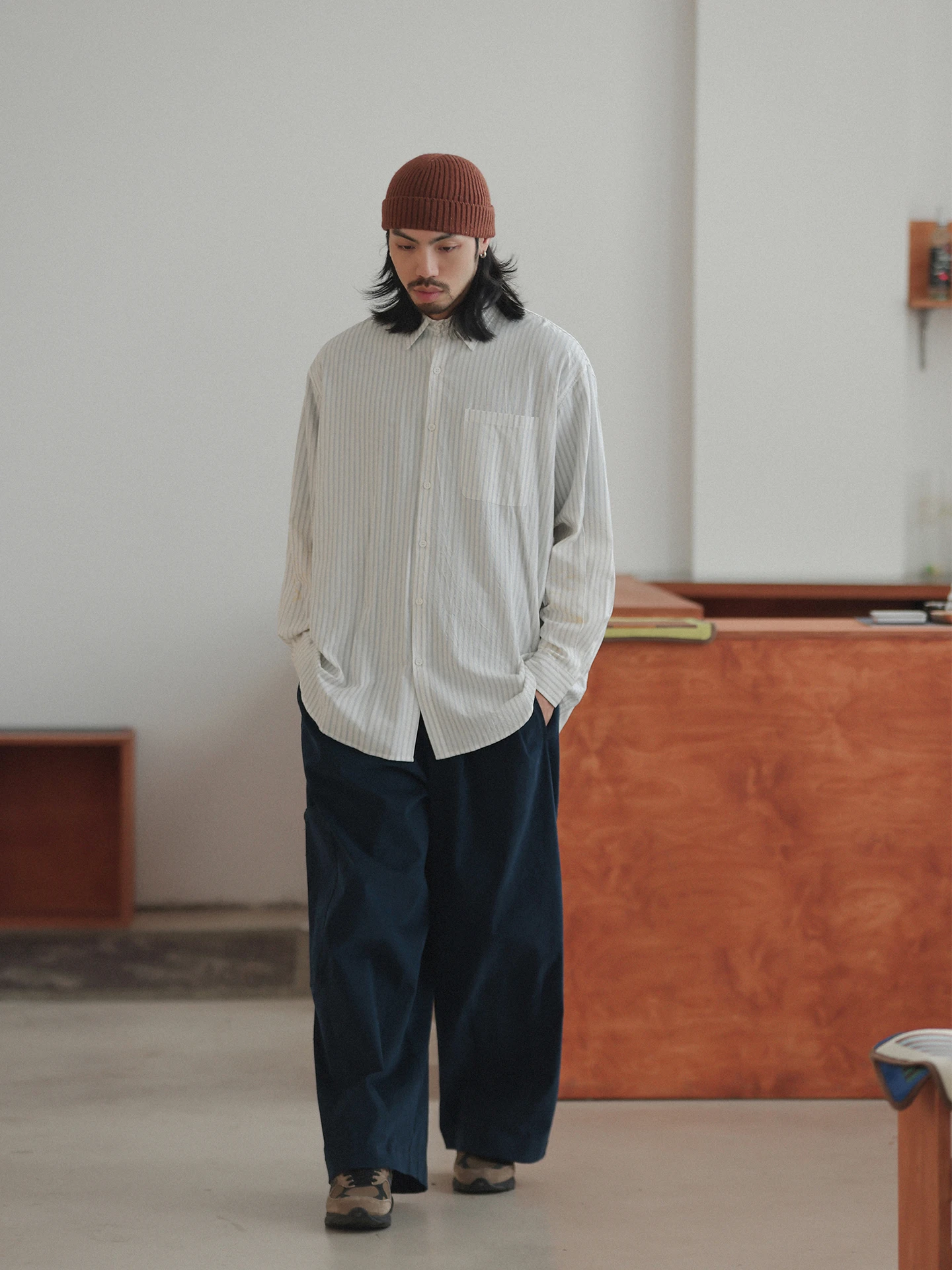 

Японская свободная рубашка Noears с длинным рукавом в белую полоску, винтажная, для многослойных образов, парная, весенне-осенняя, дышащая, из хлопка