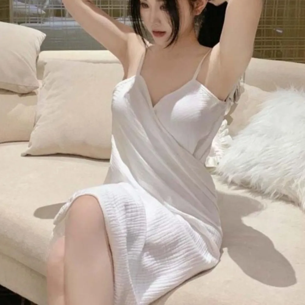 

Sexy Cotton Suspender Nightdress White Homewear Women Bath Towel Sleepshirts Rapid Drying Sling Sleepwear Travel