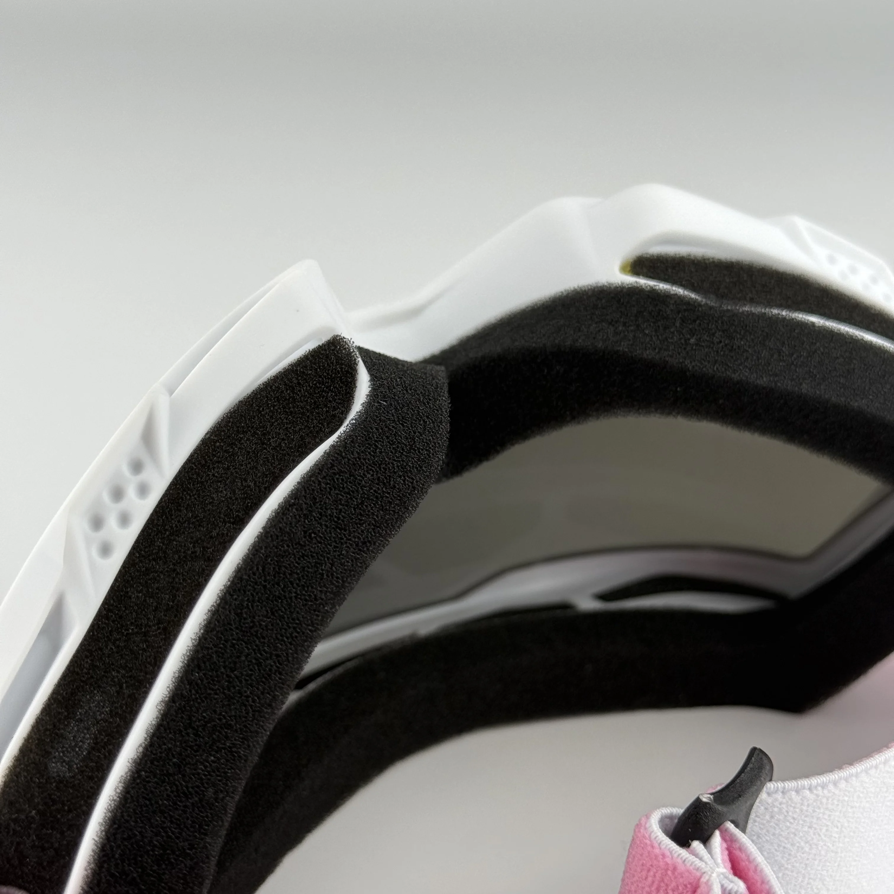 أحدث نظارات MX للدراجات النارية على الطرق الوعرة نظارات الدراجات النارية للرجال قناع MTB ATV مقاوم للرياح نظارات واقية لركوب الدراجات والسباق