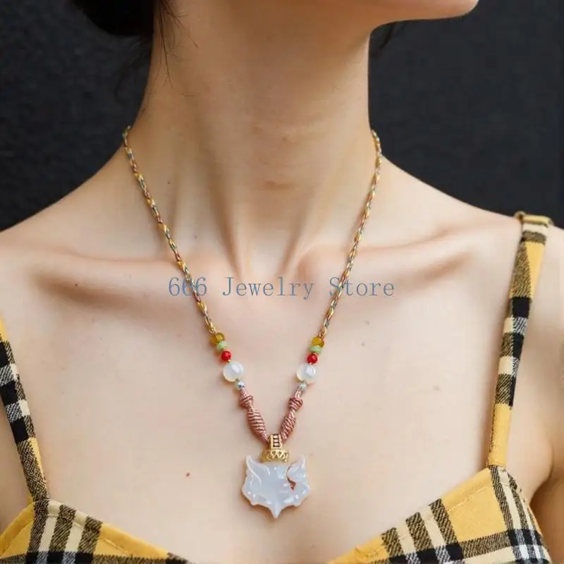 F2TD Elegant Chinese Fashion Wolf Mask Charm Necklace Thin Rosin Constructed For Cultural Incidents And Everyday