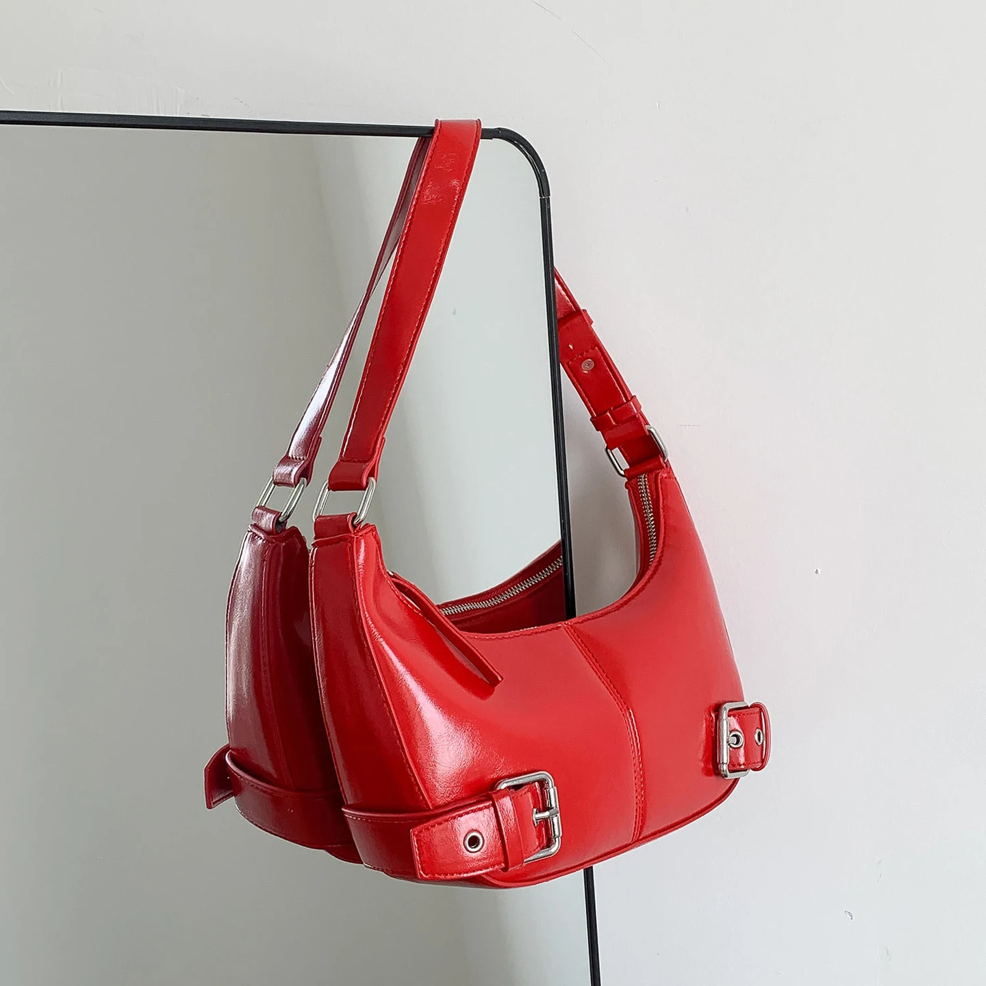 

New Red One Shoulder Bag For Women Trendy Summer Autumn Fashion Underarm Small Square Bag PU Patent Leather Handbag