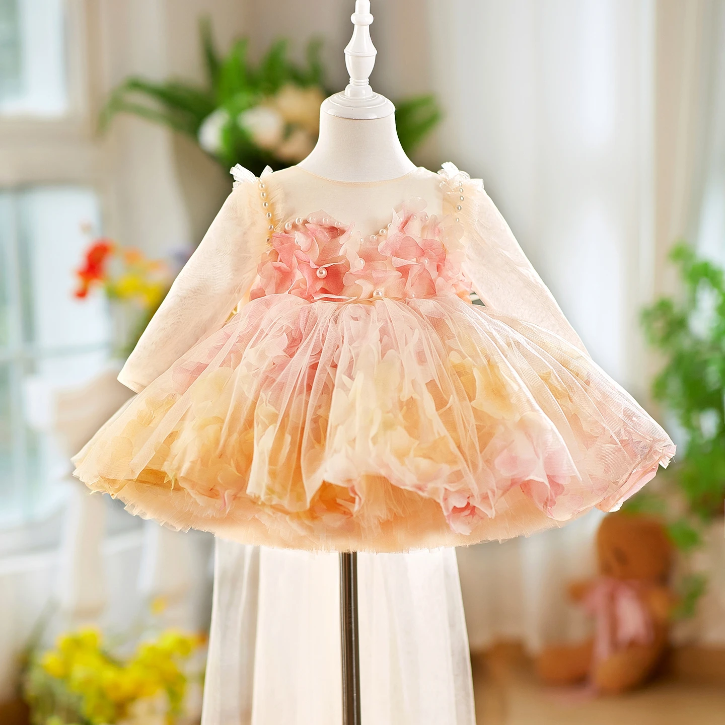 

Dreamy Vow D096 Long Sleeve Girls Dress With Pearl And Flower Decoration Celebration Party Spring Summer Knee Length Ball Gown