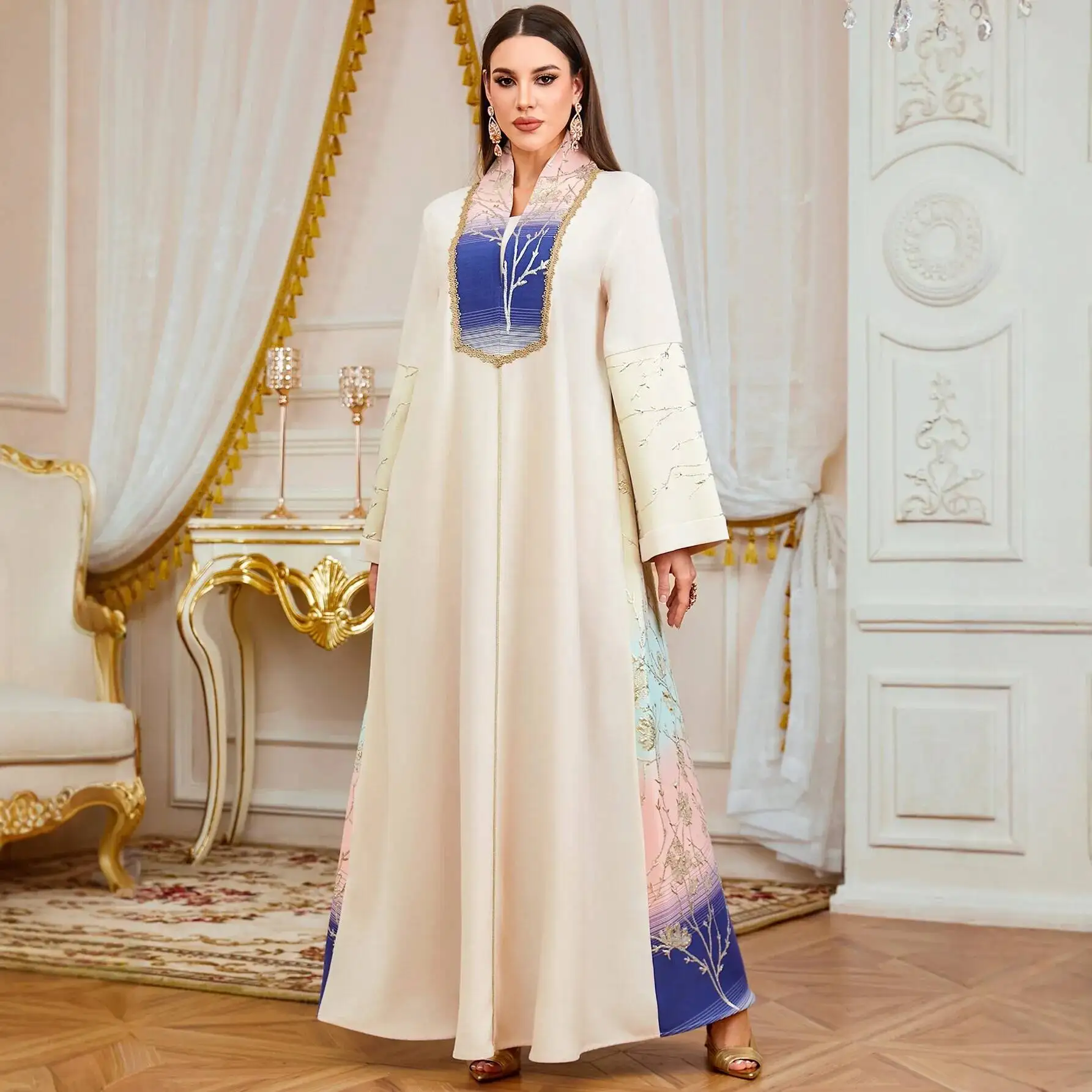 

Elegant Embroidered Robe For Women, Fashionable And Stylish, Floral Pattern, Loose-fitting Gown, New Ethnic Style Dress Elegant