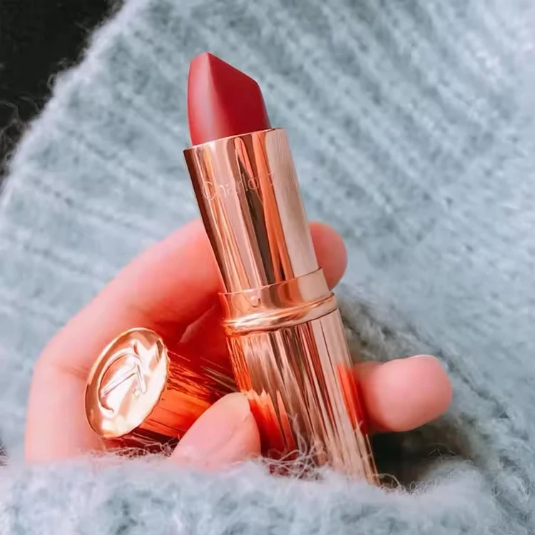 Thumbnail 4 - #11 Trending Cosmetic Sets Right Now