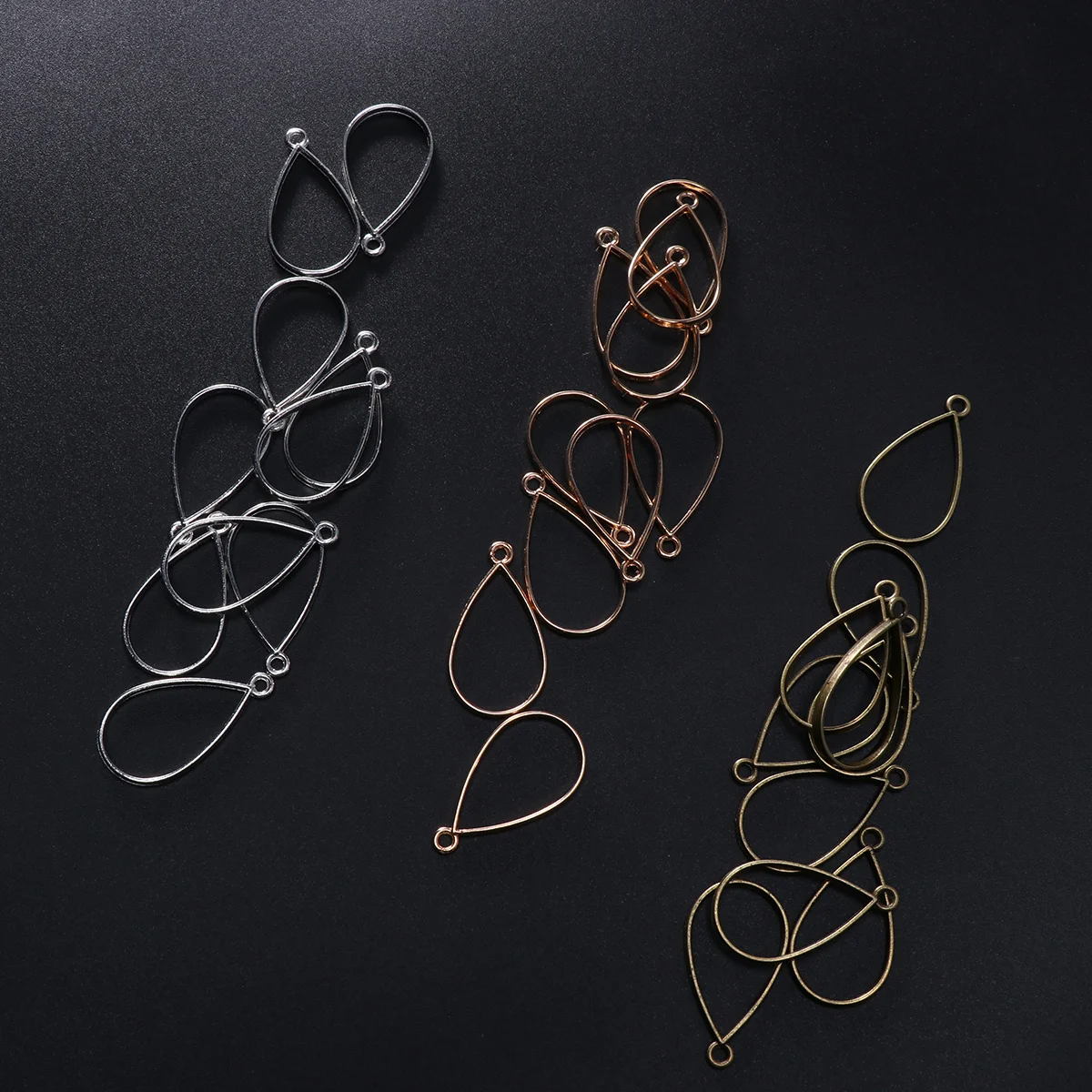 

30Pcs Waterdrop Open Back Bezel Pendant Alloy Hollow Frame Blank for Jewelry Making DIY Resin Crafts Bronze Silver Gold