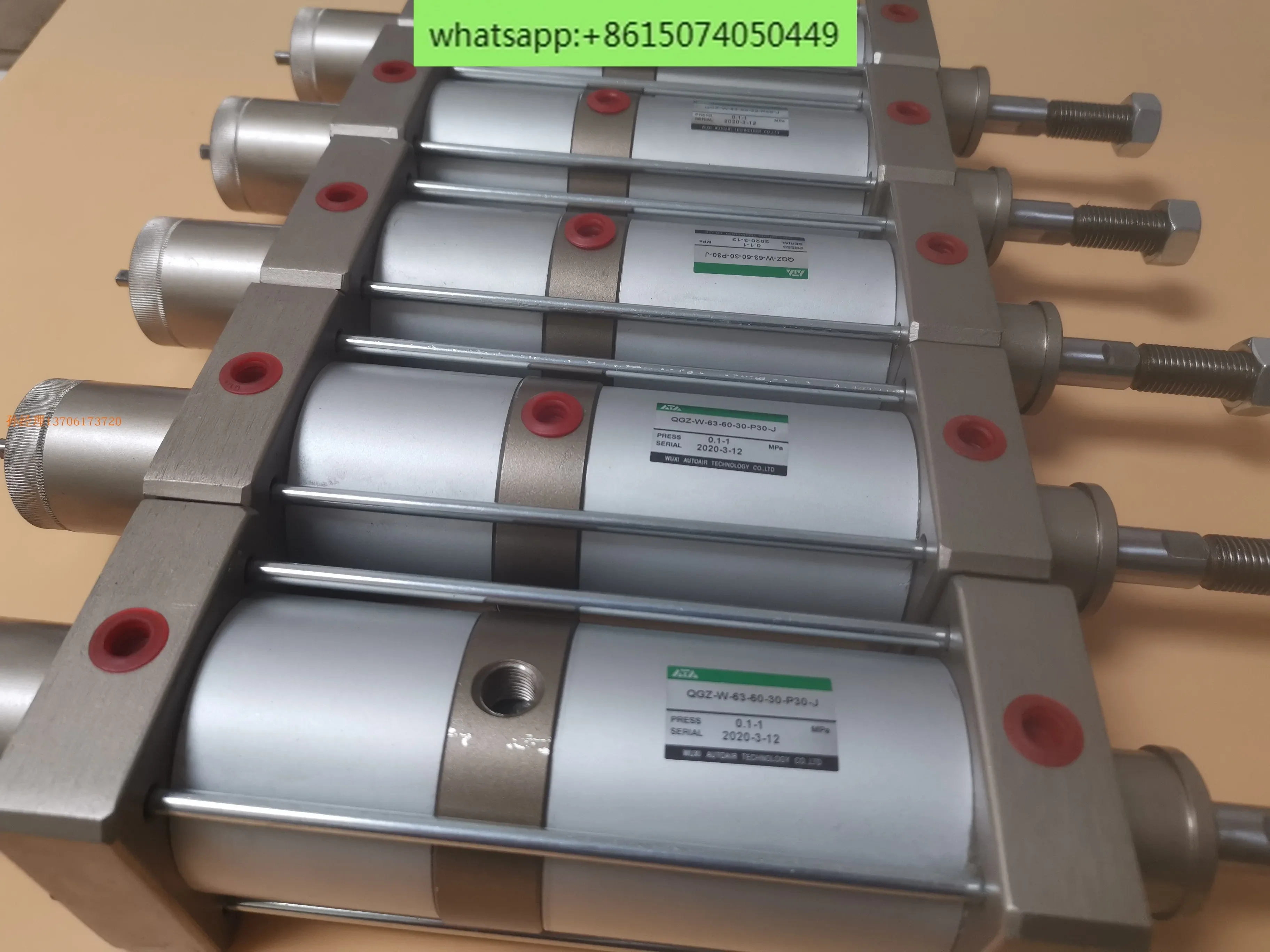 

Трехцилиндровый QGZ - W 63-60-30 P30 J Специально для цементной машины