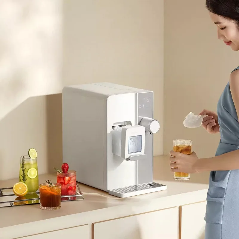 

Ice machine, desktop water dispenser, household small desktop heating machine