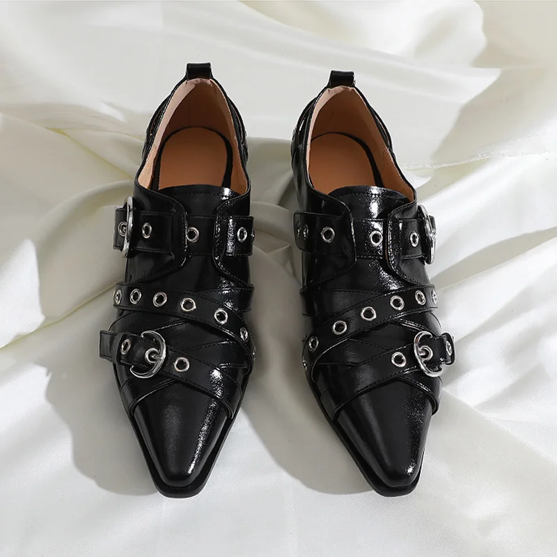 New Fashion Women Party Shoes Trend Personality Pointed Toe Leather Shoes Belt Buckle Street Low Heel Deep Mouth Single Shoes 