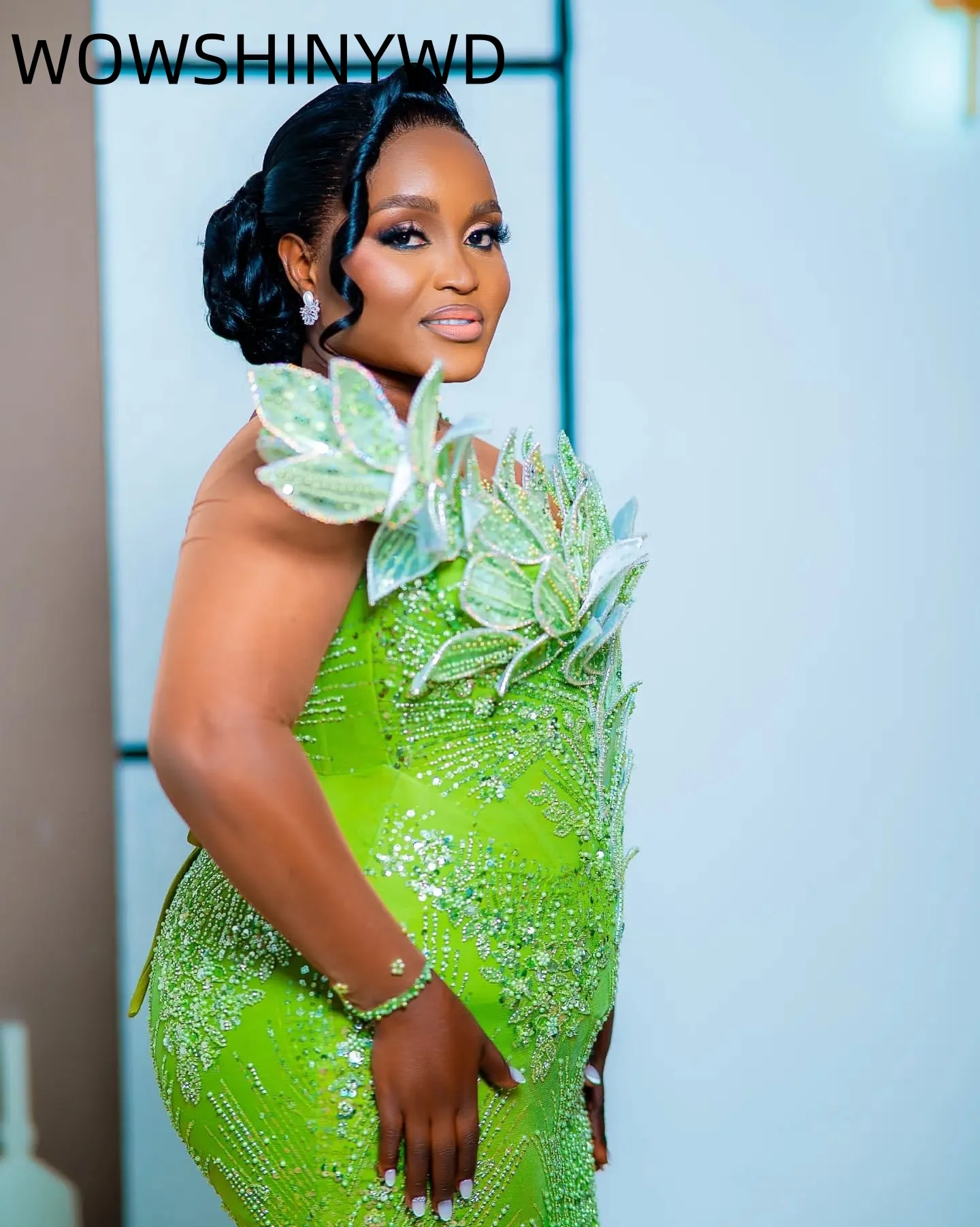 Maßgeschneiderte 2024 Aso Ebi Grüne Meerjungfrau-Abschlussballkleider mit Blumen, Perlen, formelle Party, zweiter Geburtstag, Kleider ZJ120