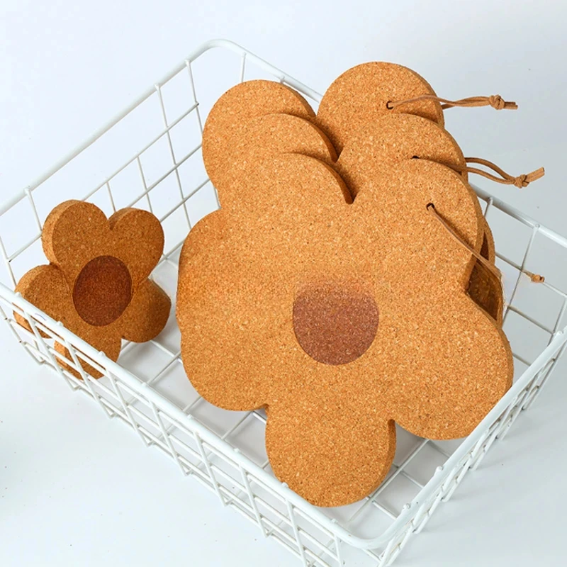 

Flower Hanging Cute Coasters for Drinks Absorbent&Reusable Coaster Set Cork Flower Shape Coasters for Coffee Tea Cup Mat 코스터