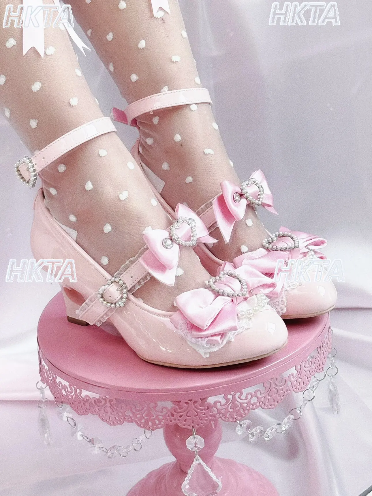 Ancient Kawaii Pointed Head Love Hollow Wedge Black Shoes Elegant Pearl Lace Bow Tower Buckle Lolita High Heel Pumps Shoes Women