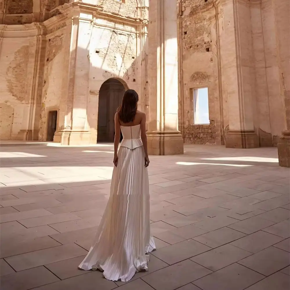 Othray Elegant Wedding Dresses Strapless Floor Length A-Line Pleated Satin Bridal Gowns Sleeveless Bride Dress