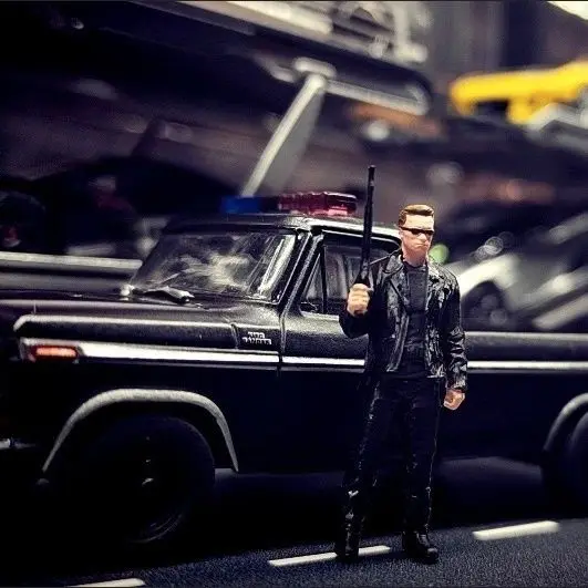 1:64 Figures Diy Hand Painted Resin Model Static Model Terminator Diorama