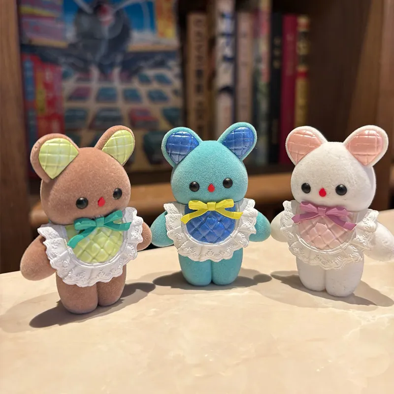 Kenelephant Satsuki Amemiya Beflockter Bärenanhänger Beflockter Maus-Schlüsselanhänger Niedliches Kapselspielzeug Plüsch-Charm mit Karabiner für Taschen und als Geschenk