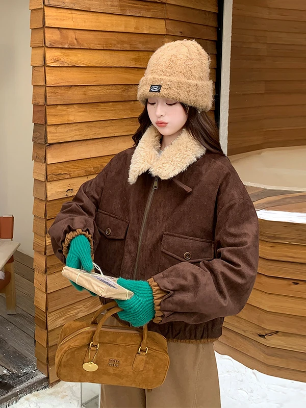 

Женская утепленная белая пуховая куртка с подкладкой из оленьего бархата, байкерская куртка с интегрированным мехом, зимняя коллекция 2025, новинка