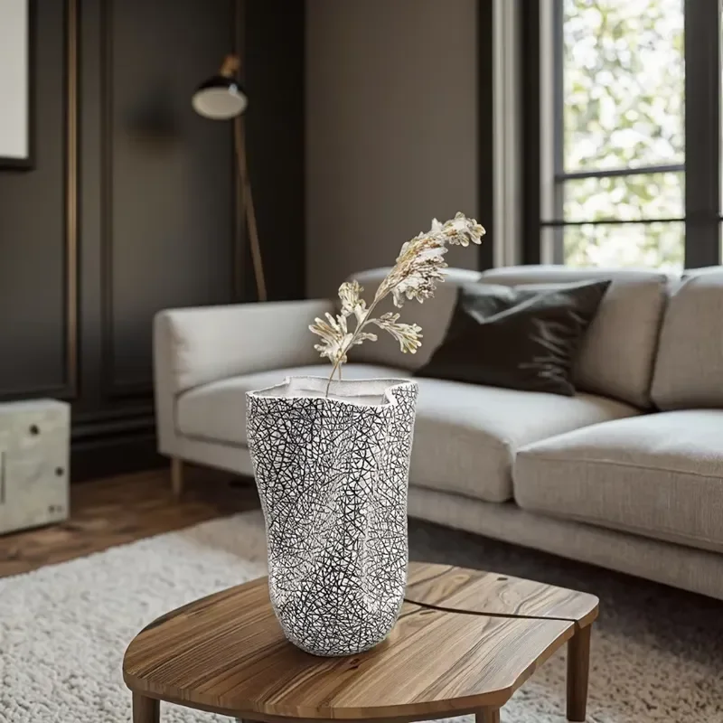 Modern Simplicity Aesthetics Irregular Shape Home Decor Vase Black White Resin Desktop Flower Vase for Sale
