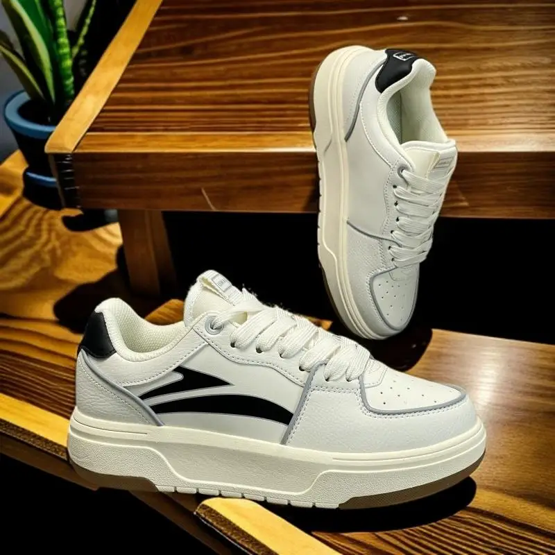 

Durable outdoor running shoes, reinforced upper, durable for outdoorLined Warm