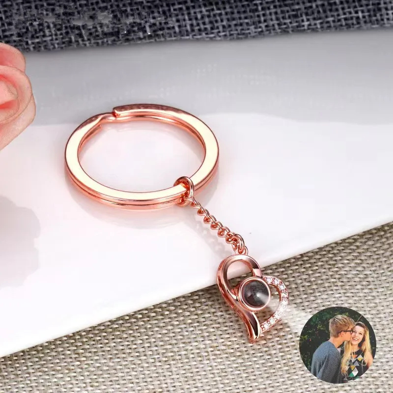 XCL Personalisierter Foto-Projektions-Schlüsselanhänger Maßgefertigter Herz-Foto-Schlüsselring Projektions-Schlüsselanhänger für Frauen Jubiläums-Gedenkgeschenke 8