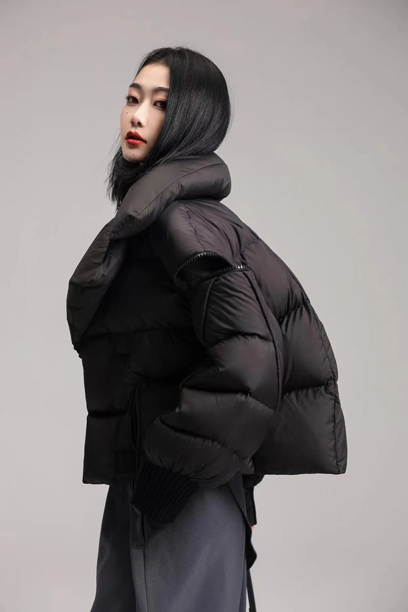 ฤดูหนาวเป็ดสีขาวลงสั้น Parka Spliced แฟชั่นผู้หญิงถักเสื้อปักเป้าปกใหญ่สไตล์และหนาหลวม Puffer Coat