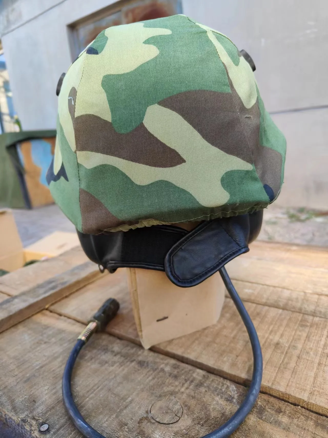 Outdoor Tactical New Tank Helmets Riding Helmets Military Fans Helmets