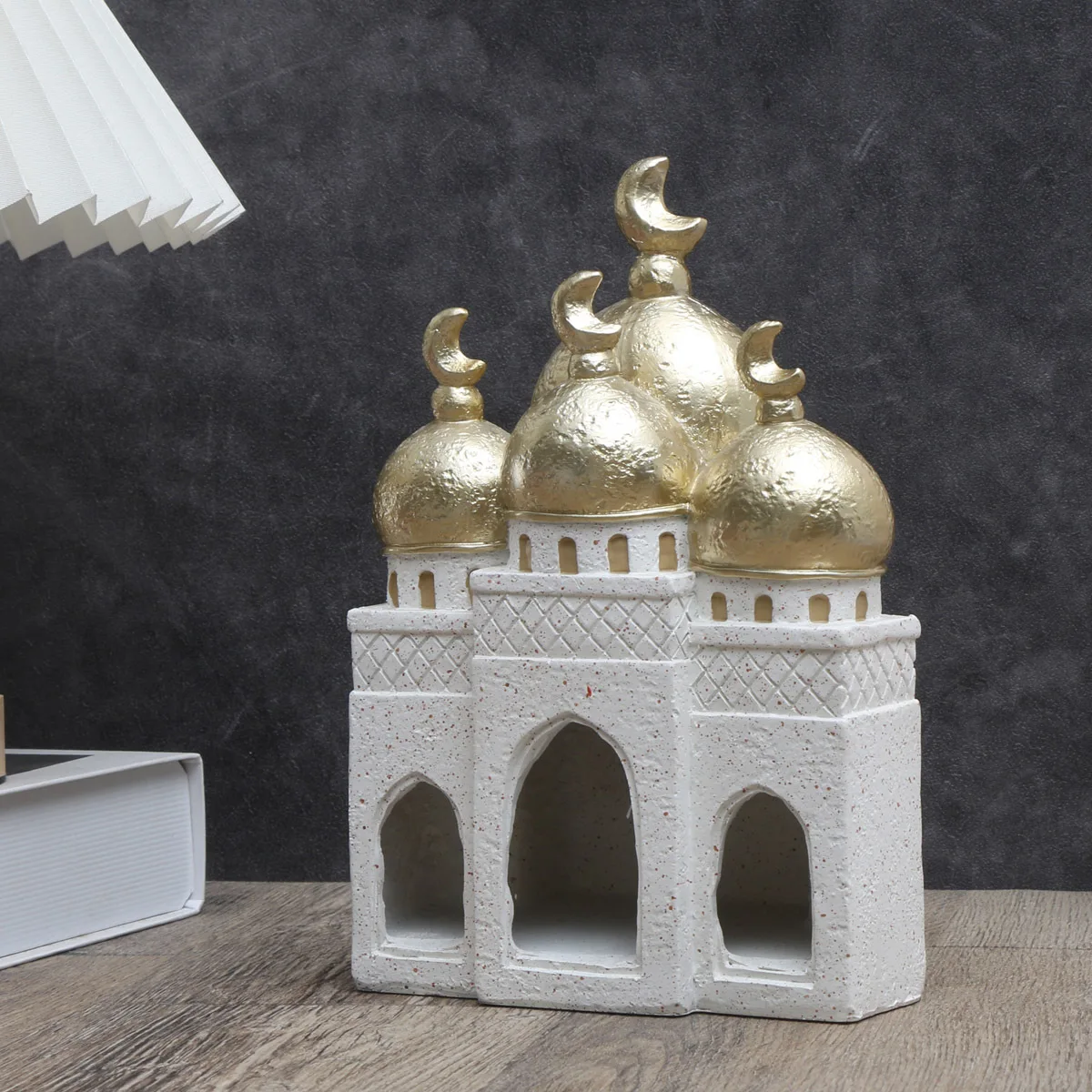 Nahöstliches Schloss Harz-Miniaturmodell Desktop-Ornament Handgefertigte Hohle Haus-Statue Kerzenhalter Tisch Auto Deko Geschenke