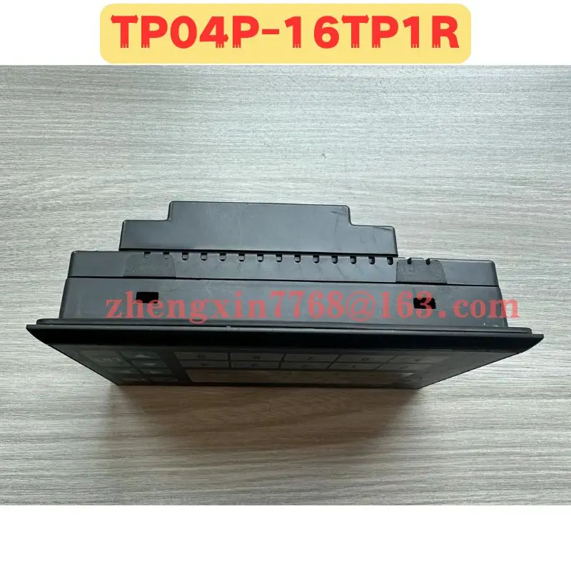 High-quality Goods Used Text Integrated Display TP04P-16TP1R TP04P 16TP1R Normal Function Tested OK